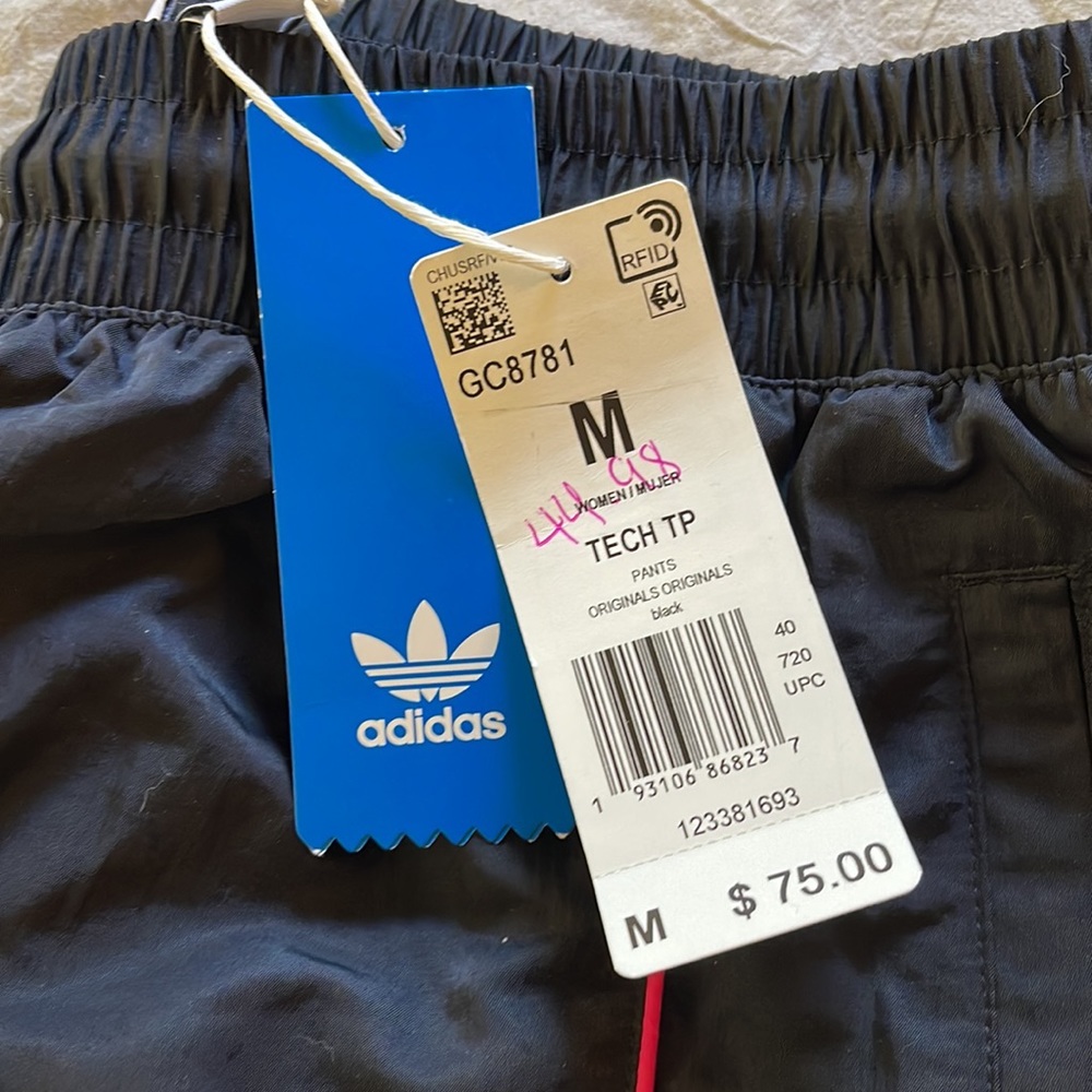 Adidas tech pants - Picture 3 of 3